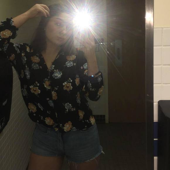 Meet your Posher, Gomez - Picture 1 of 1